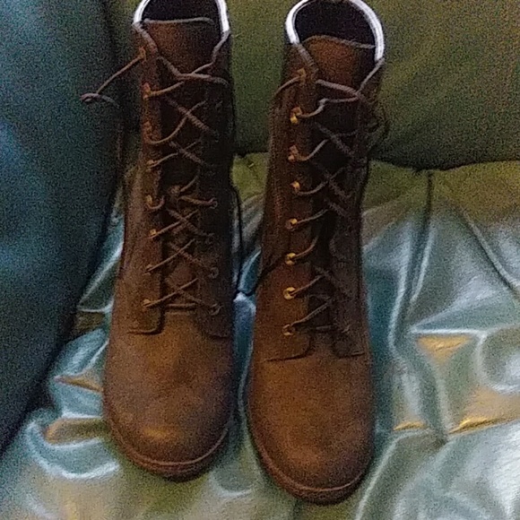 Size 10 coach 6inch boots - Picture 1 of 2